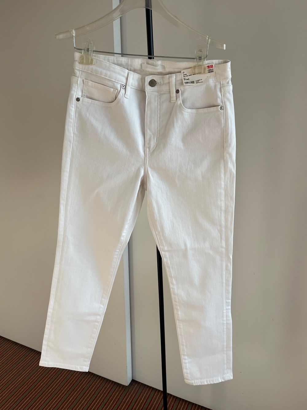 NWT Uniqlo Women’s White Skinny Ankle Jeans Cotton Sz 29  Rise 11" Inseam 27.5"